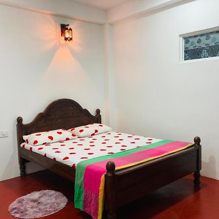 Robert Inn دامبولا المظهر الخارجي الصورة