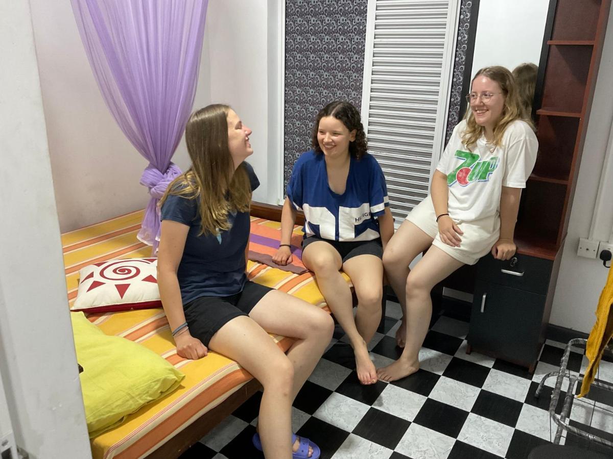 Robert Inn دامبولا المظهر الخارجي الصورة