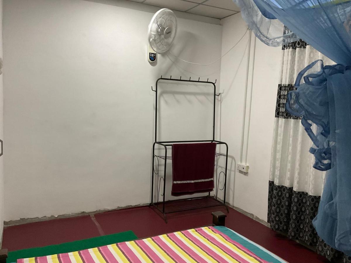 Robert Inn دامبولا المظهر الخارجي الصورة