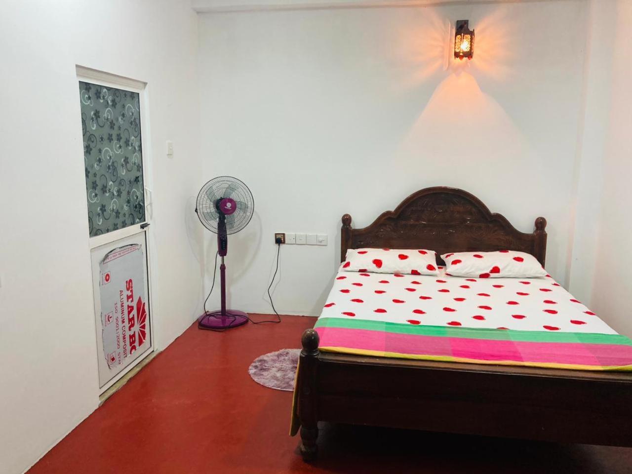 Robert Inn دامبولا المظهر الخارجي الصورة